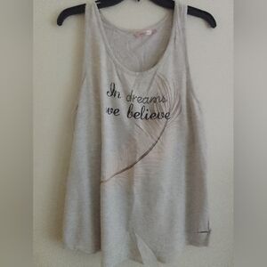 La vie en rose  Nice Woman's top of pajamas  Size Large